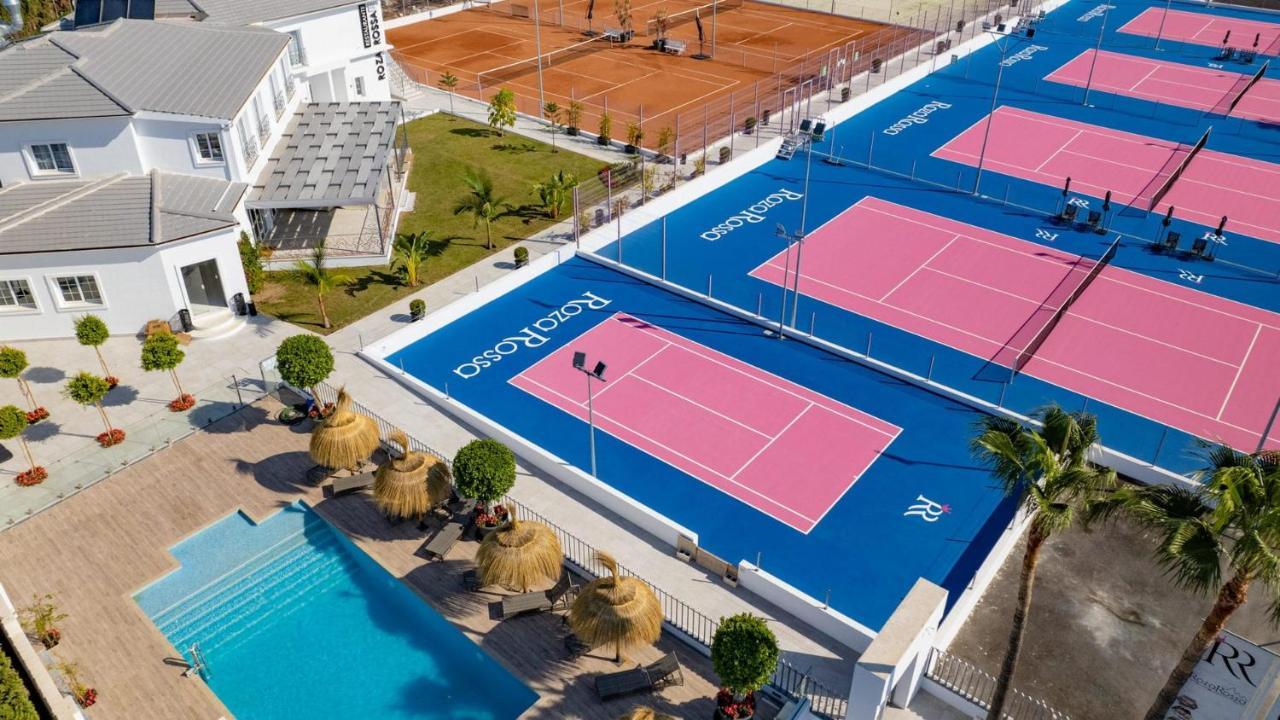 Hotel Residencia Deportiva Rozarossa Estepona Exterior foto