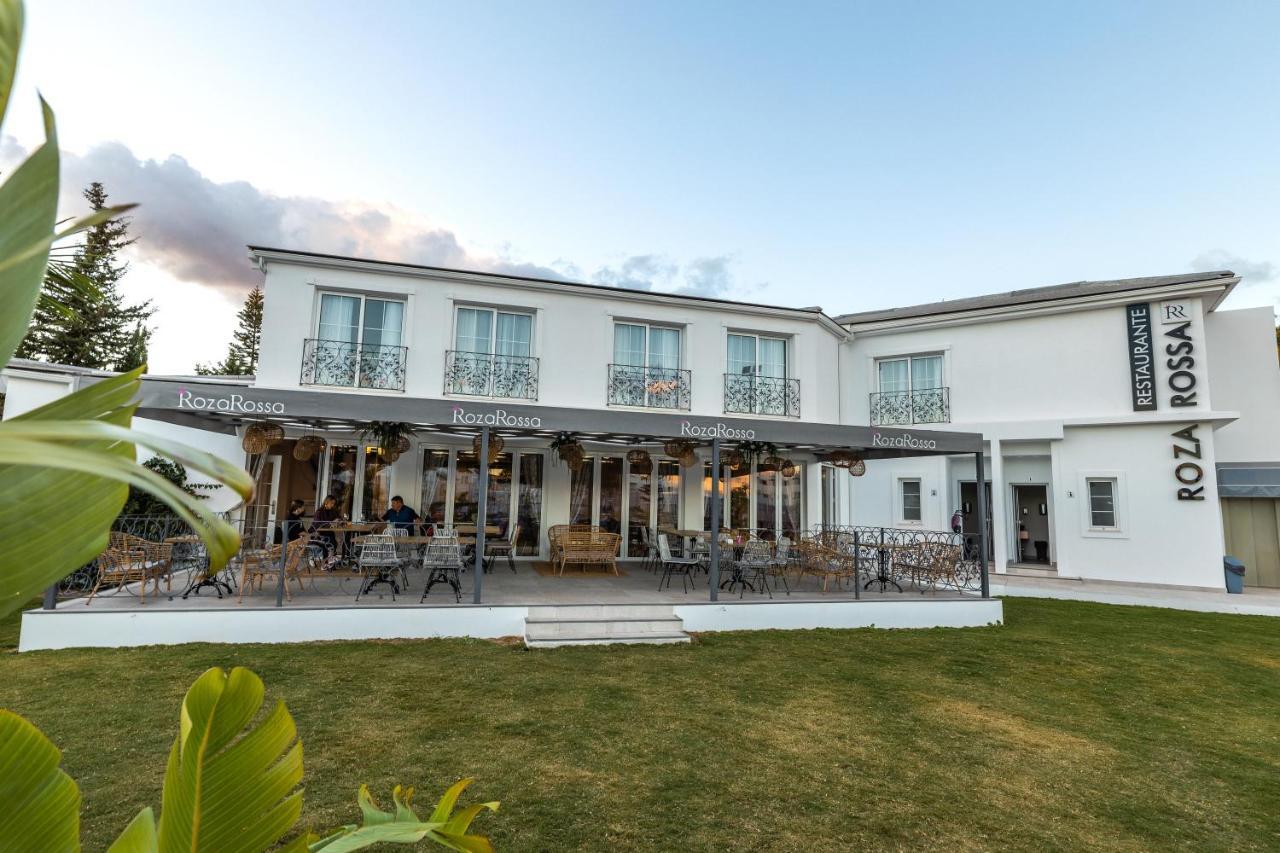 Hotel Residencia Deportiva Rozarossa Estepona Exterior foto